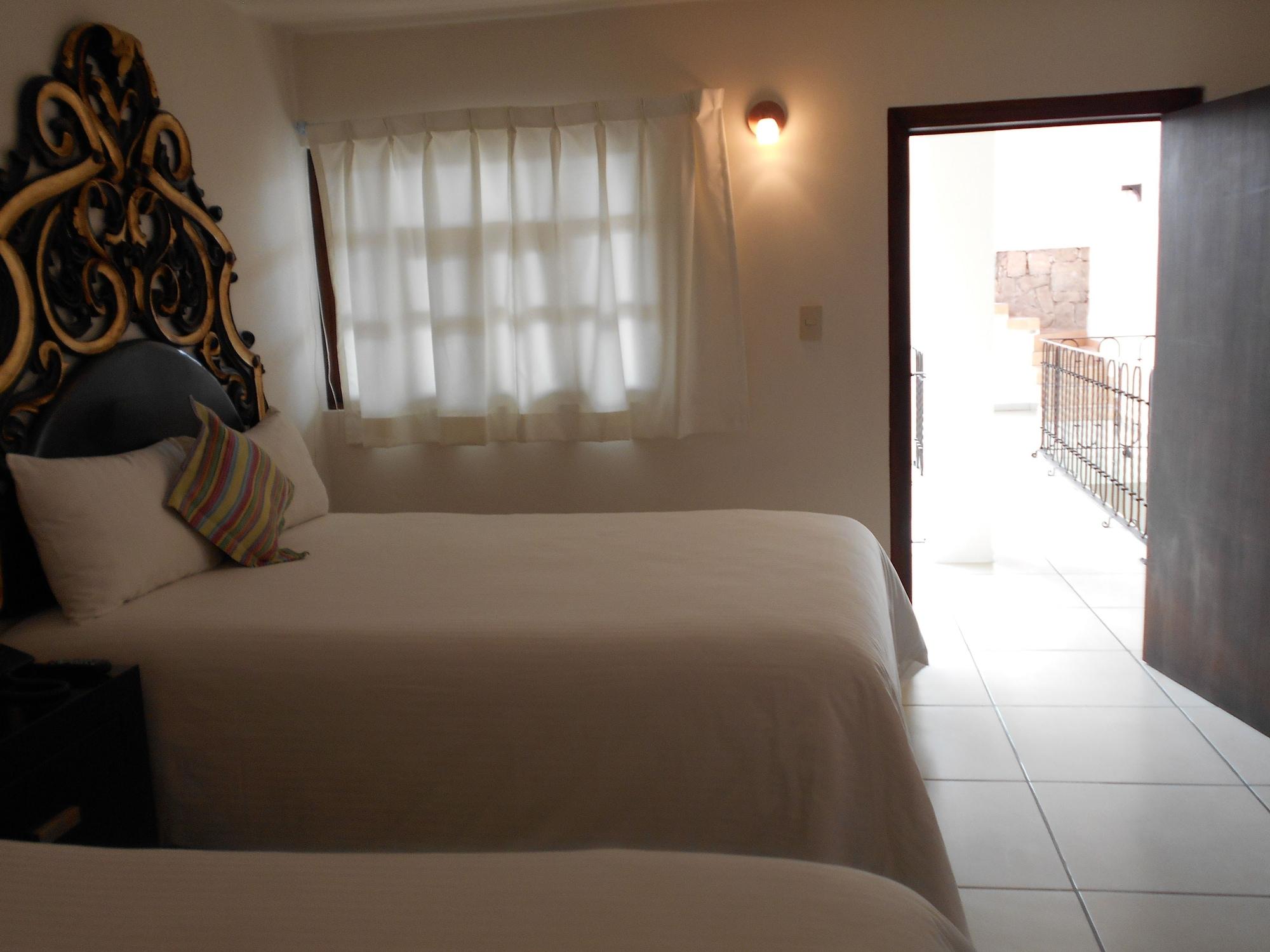 Hotel Expres By Hosting House Μορέλια Εξωτερικό φωτογραφία